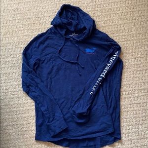 EUC Vineyard Vines hoodie